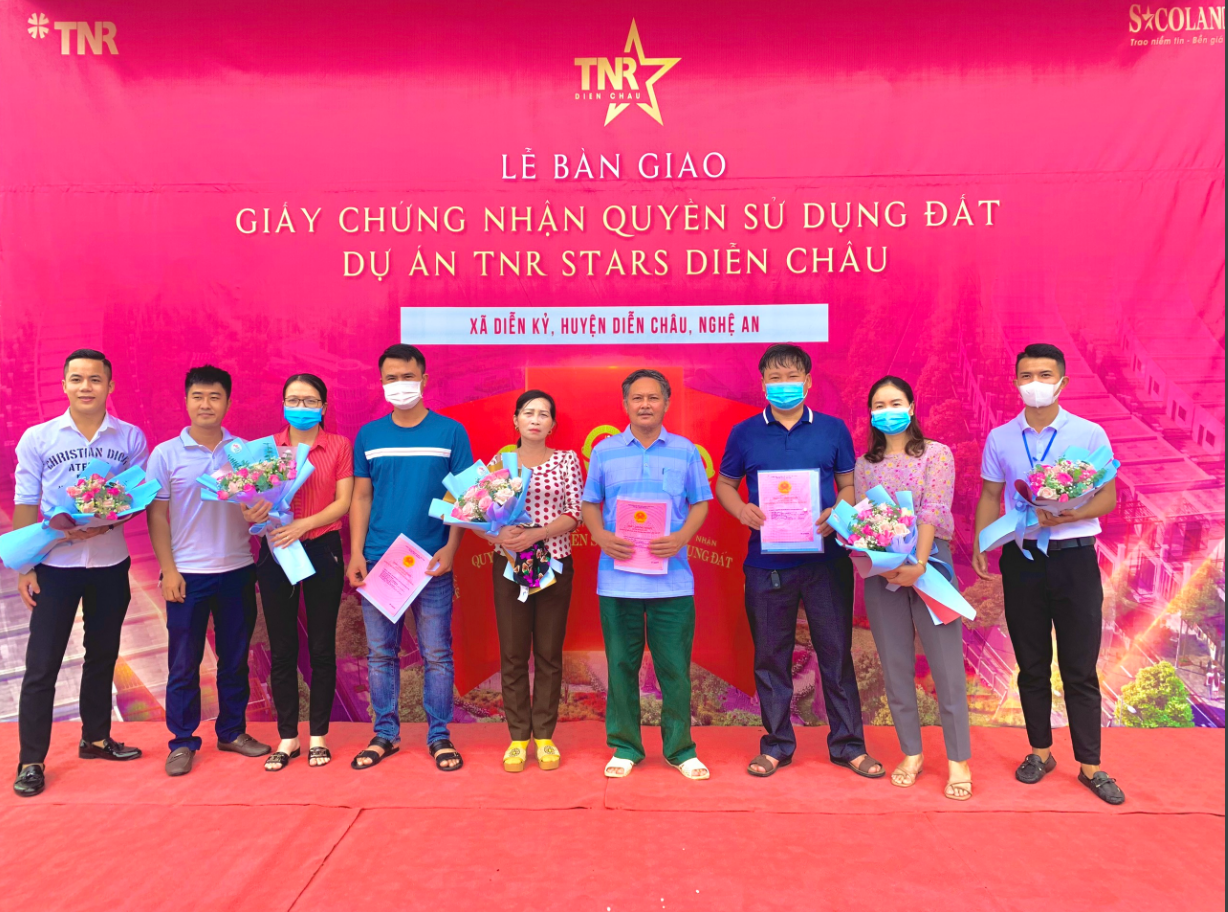 Dự án TNR Stars Diễn Châu bàn giao sổ đỏ đợt đầu cho cư dân - Ảnh 1.