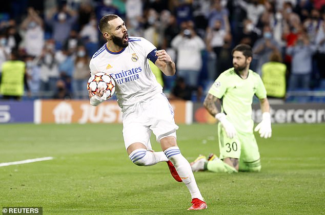 Benzema có phong độ cao ở mùa này. Ảnh: Goal