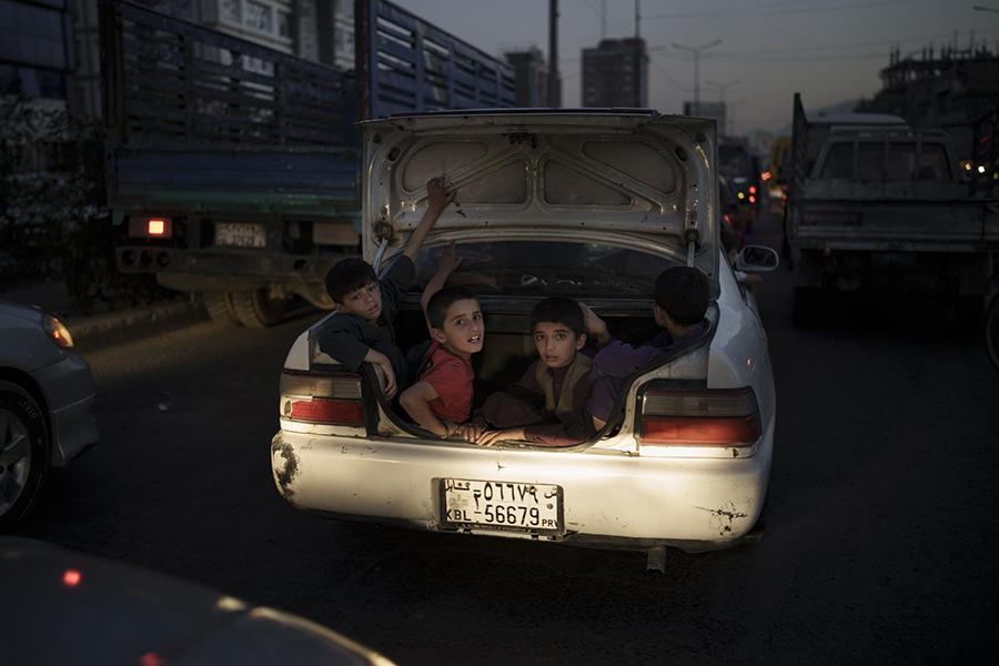 Hình ảnh cuộc sống của người dân ở Kabul sau 6 tuần Taliban kiểm soát diễn ra như thế nào? - Ảnh 11.