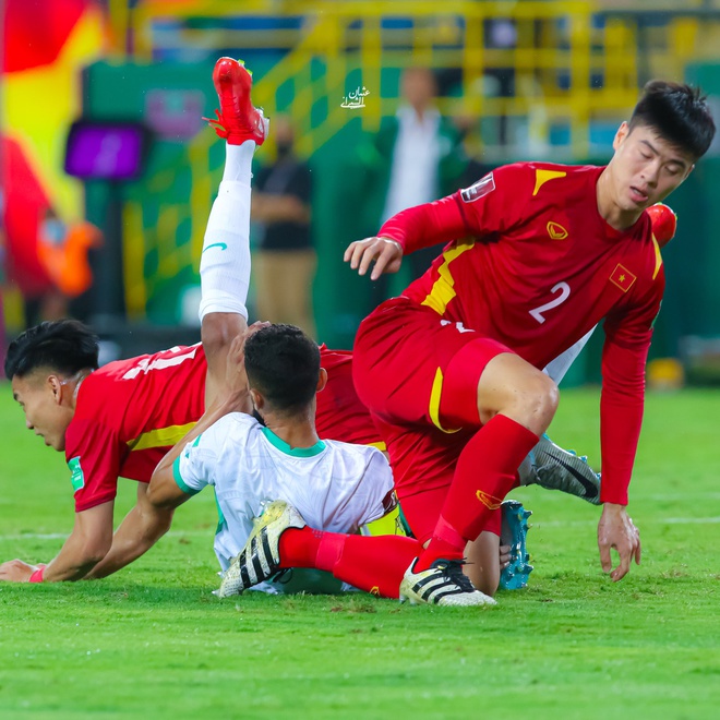 THỐNG KÊ: ĐT Việt Nam bị phạt đền nhiều nhất vòng loại World Cup 2022 - Ảnh 2.