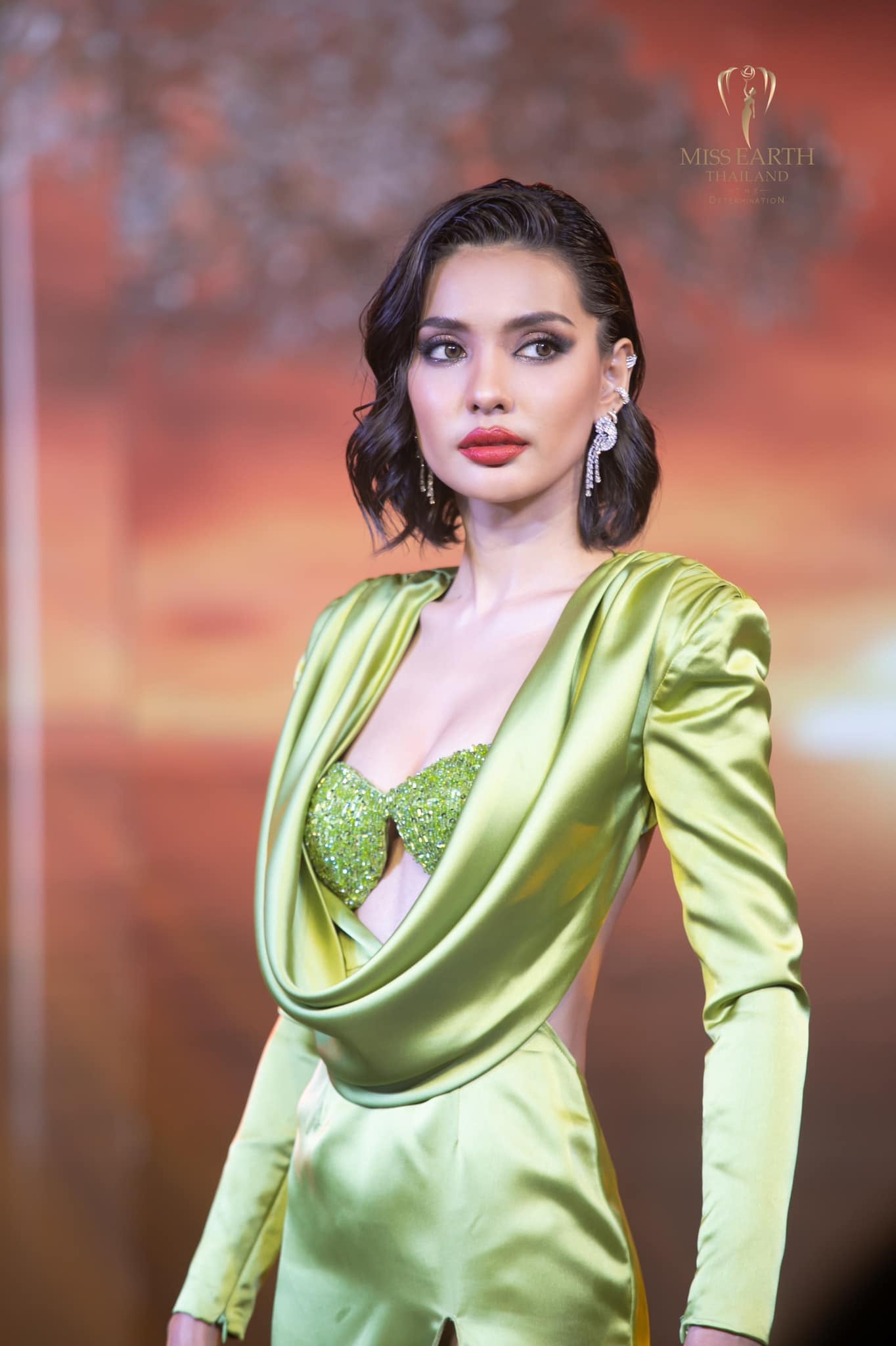 Nhan sắc quyến rũ đầy mê hoặc của tân Hoa hậu Trái đất Thái Lan 2021 - Ảnh 5.
