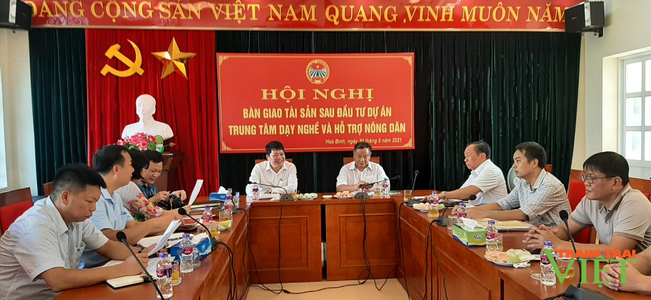 Trung ương Hội Nông dân Việt Nam: Bàn giao tài sản Trung tâm Dạy nghề và Hỗ trợ nông dân tại xứ Mường - Ảnh 2.