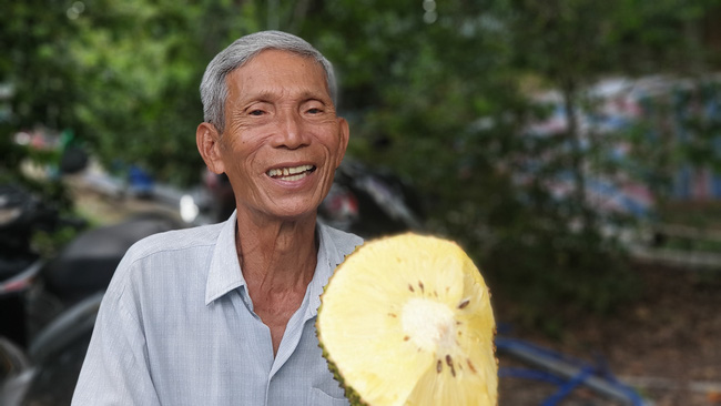 Mít lạ ăn như dưa hấu, mỗi quả giá hàng triệu đồng - Ảnh 2.