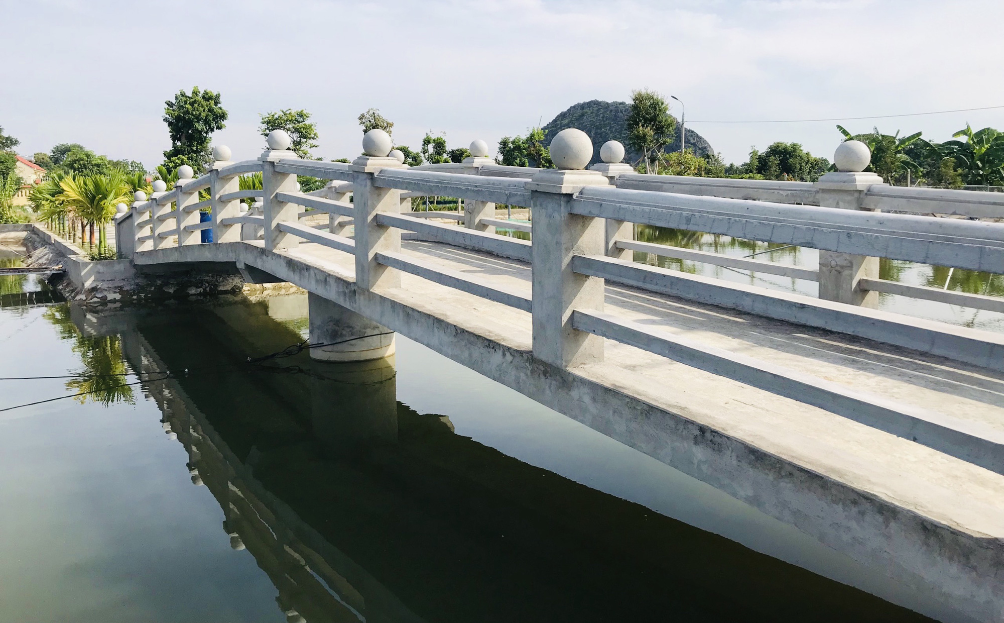 Thanh Hóa: Công trình đồ sộ xây trái phép hơn 2 năm trên diện tích lớn đất nông nghiệp, địa phương bất lực? - Ảnh 4.