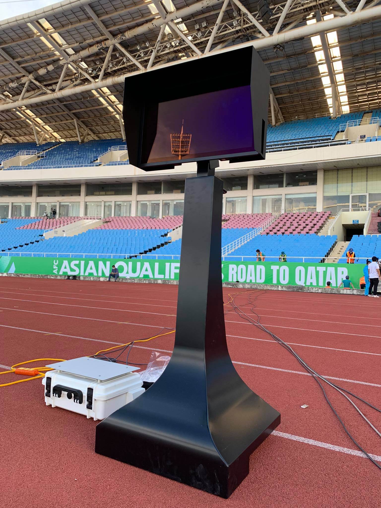 VAR Việt Nam vs Australia: Bao nhiêu camera lắp đặt ở Mỹ Đình? - Ảnh 3.