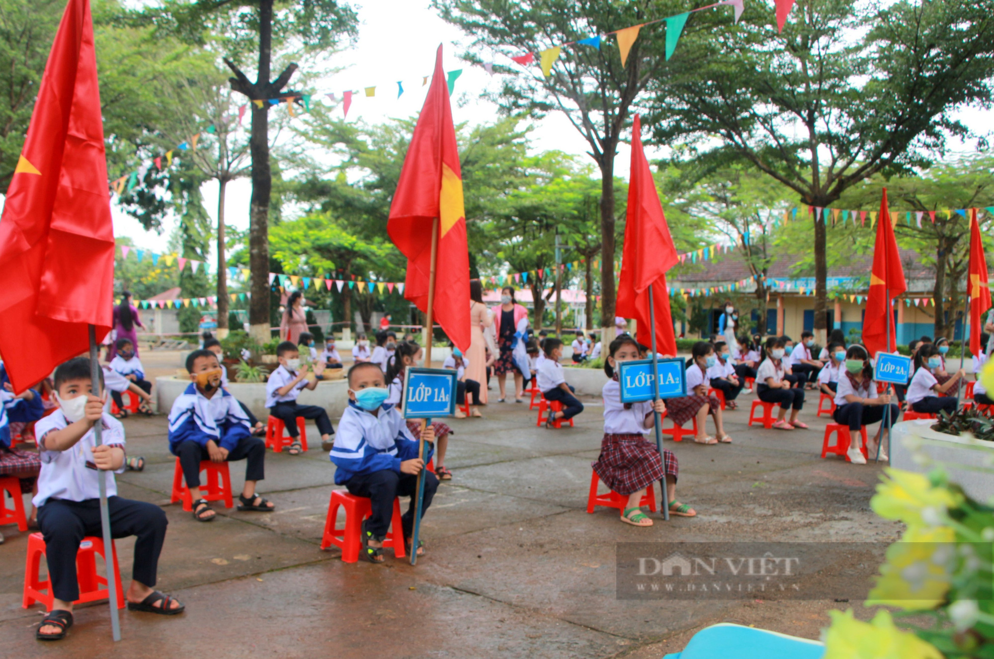 Đắk Nông: Một ngày Hội toàn dân đưa trẻ đến trường thật đặc biệt  - Ảnh 2.