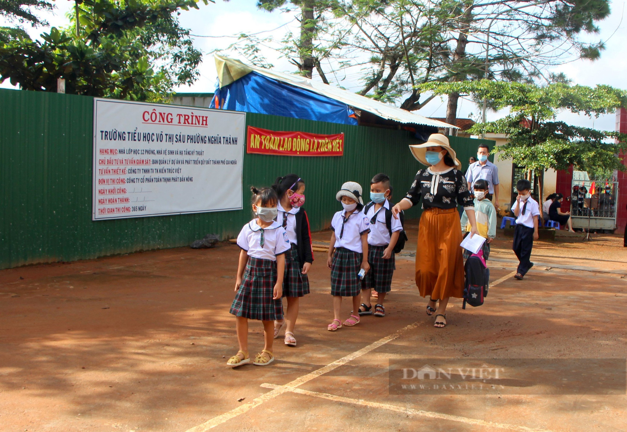 Đắk Nông: Một ngày Hội toàn dân đưa trẻ đến trường thật đặc biệt  - Ảnh 8.