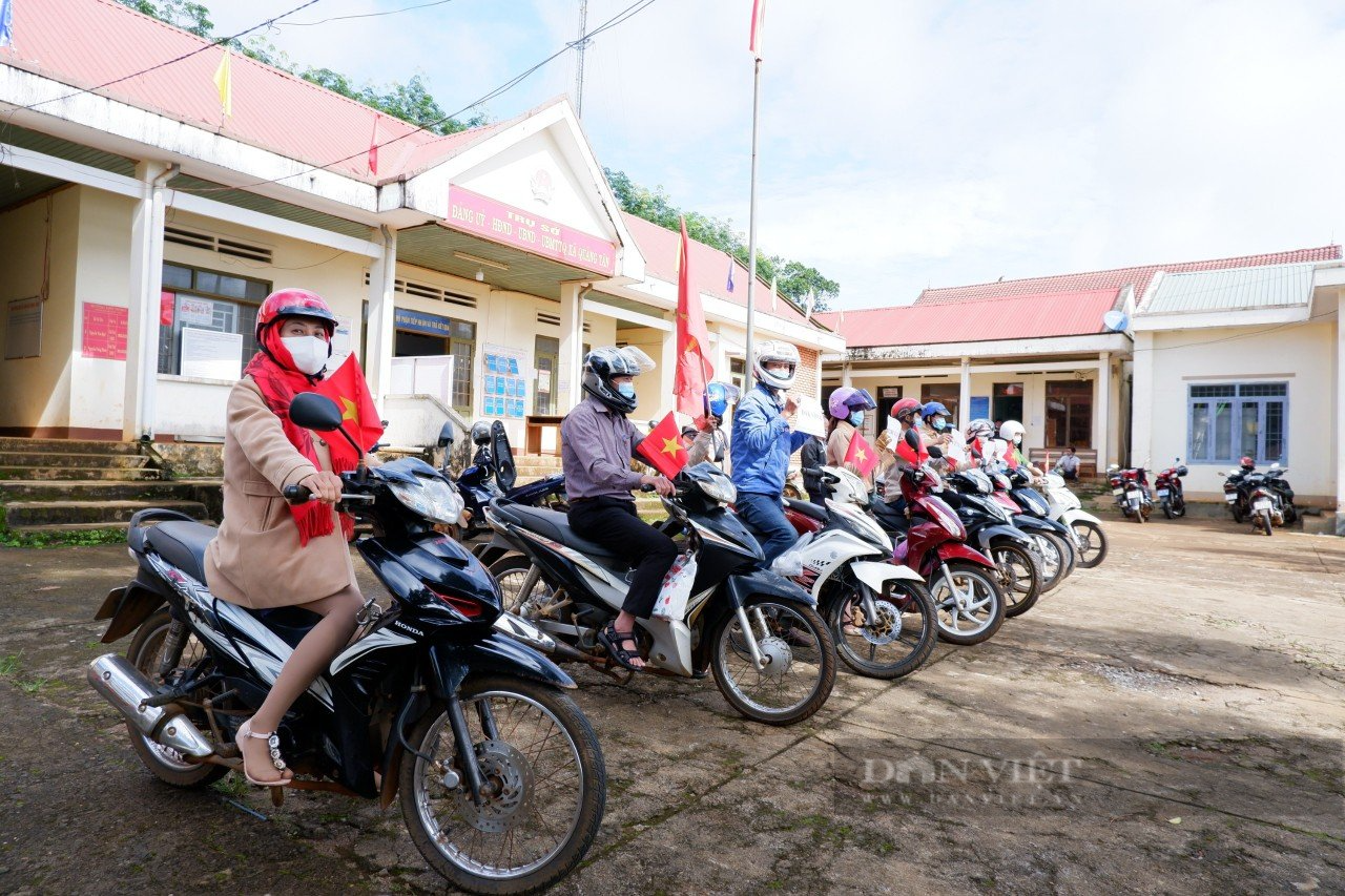 Đắk Nông: Hội nông dân huyện Tuy Đức tăng cường công tác tuyên truyền phòng chống dịch bệnh Covid-19 - Ảnh 3.