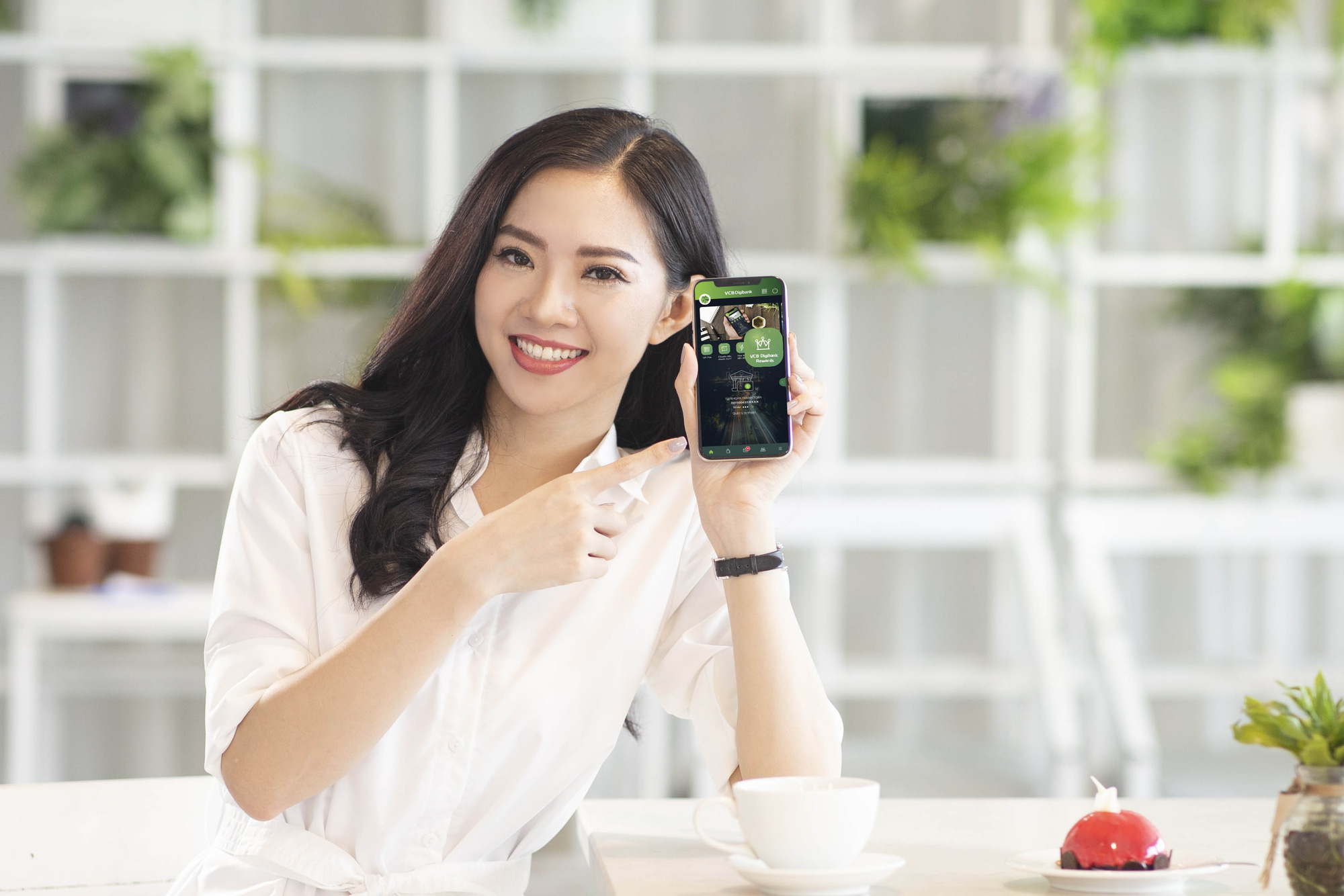 Vietcombank ra mắt Chương trình Khách hàng thân thiết VCB Rewards - Ảnh 1.