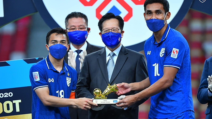 Vô địch AFF Cup 2020, ĐT Thái Lan còn ẵm trọn các danh hiệu cá nhân - Ảnh 1.