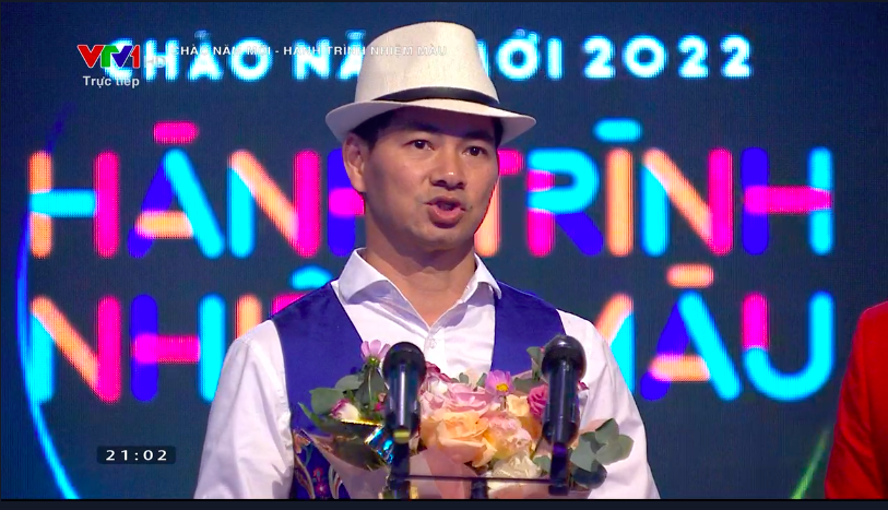 VTV Awards 2021: NSƯT Xuân Bắc giành giải Nghệ sĩ ấn tượng - Ảnh 3.