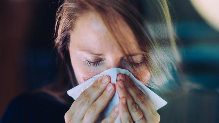 Chuyên gia chỉ ra rằng cảm cúm thông thường có thể ngăn ngừa Covid-19 - Ảnh 1.