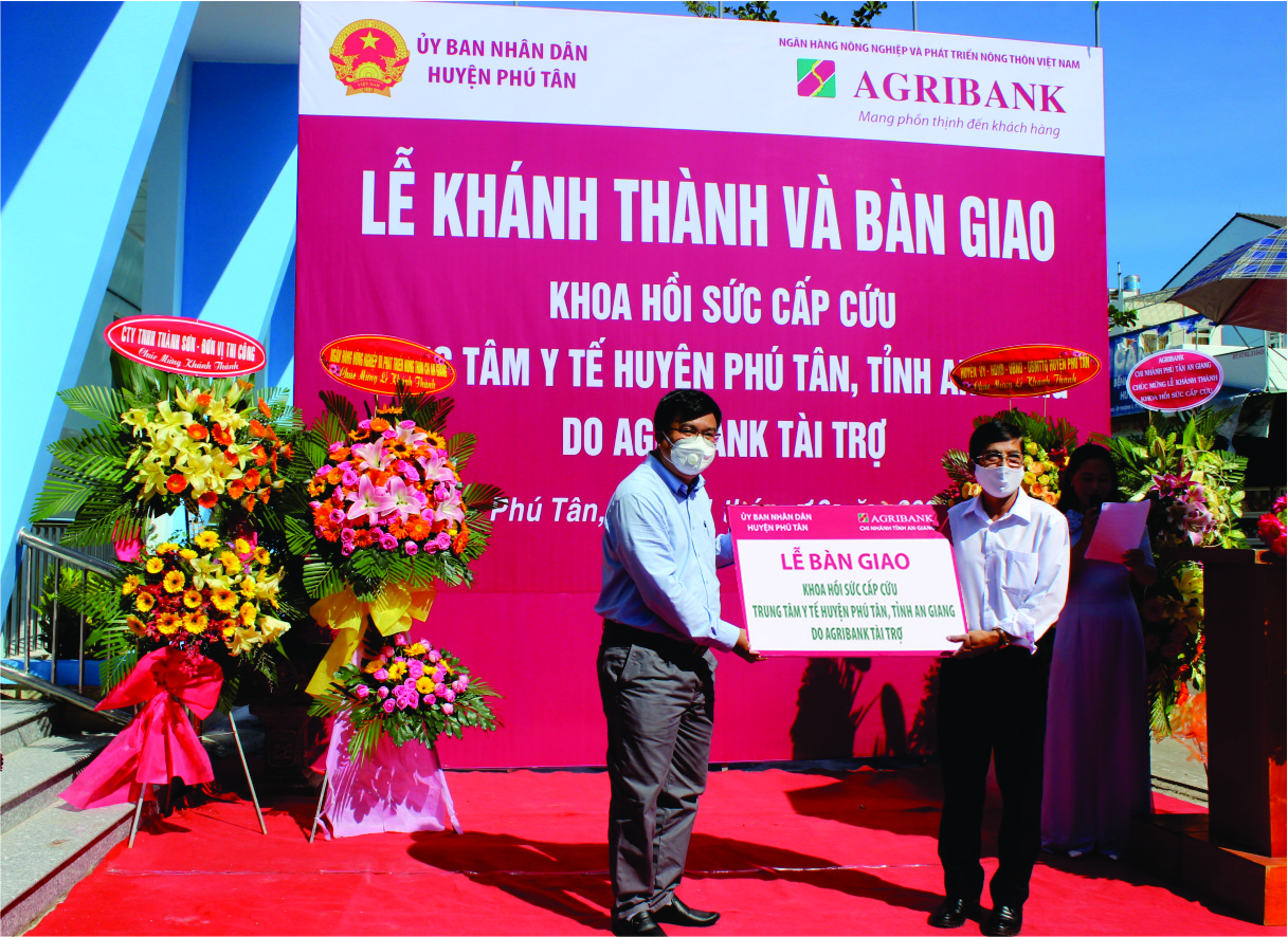 Agribank tài trợ công trình khoa Hồi sức cấp cứu Trung tâm Y tế huyện Phú Tân, tỉnh An Giang - Ảnh 1.