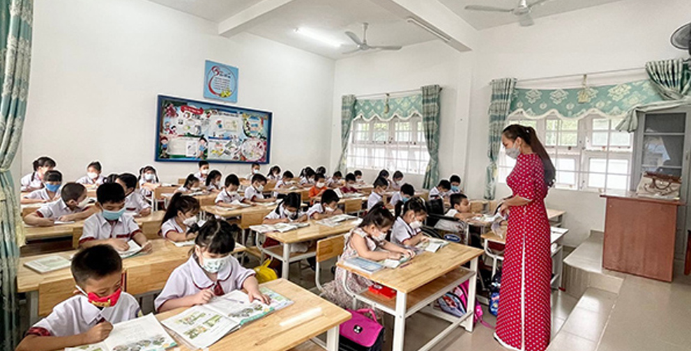 Tình hình đi học lại của học sinh gần Tết Nguyên đán 2022 - Ảnh 1.
