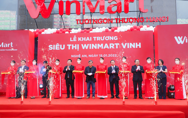 Siêu thị WinMart ở Nghệ An thúc đẩy xúc tiến thương mại cam Vinh, liên kết nhà sản xuất với nông dân - Ảnh 1.