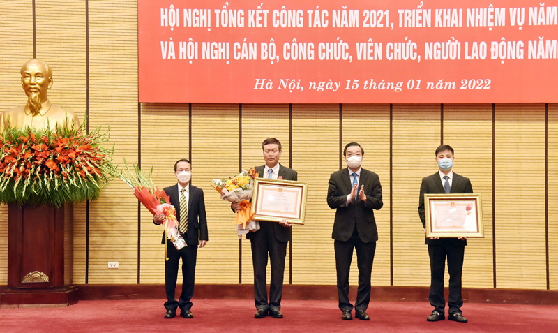 Chủ tịch Hà Nội yêu cầu Văn phòng UBND TP nâng cao tốc độ, chất lượng tham mưu - Ảnh 2.