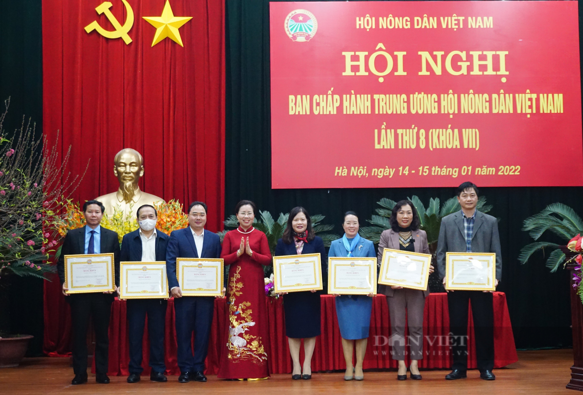 Trung ương Hội NDVN khen thưởng các tập thể có thành tích trong công tác Hội và phong trào nông dân năm 2021 - Ảnh 5.