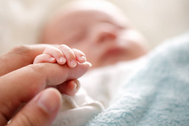 Đau đớn khi bé 2 tháng tuổi đột tử khi đang nằm ngủ trên ngực mẹ  - Ảnh 3.