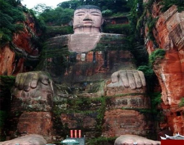 Vì sao tượng Phật khổng lồ tại Trung Quốc thường xuyên “rơi lệ”? - Ảnh 1.