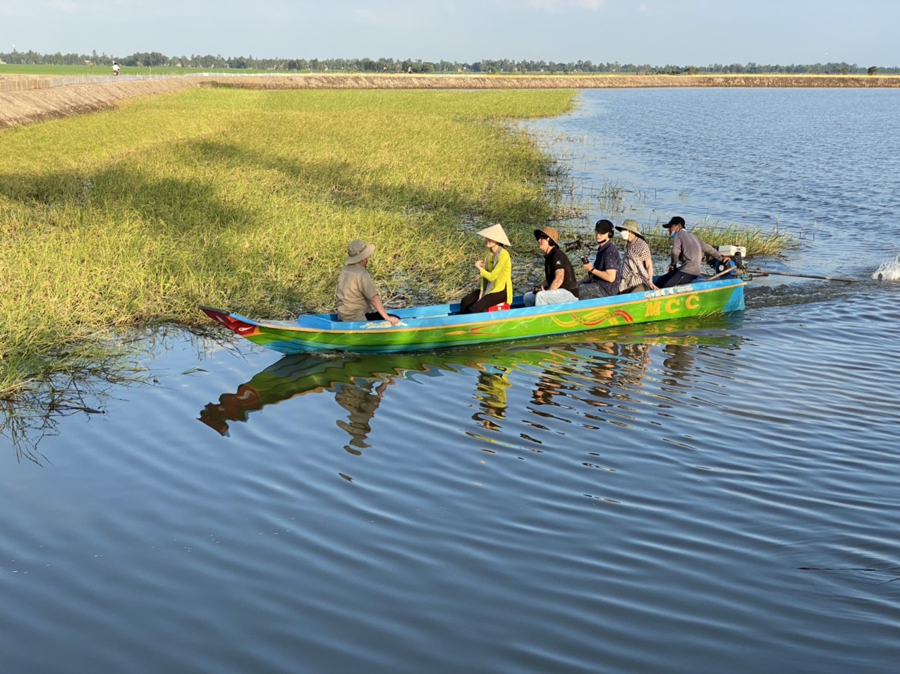 &quot;Giá lúa thấp, nông dân bỏ ruộng, đó mới là mất an ninh lương thực&quot; - Ảnh 2.