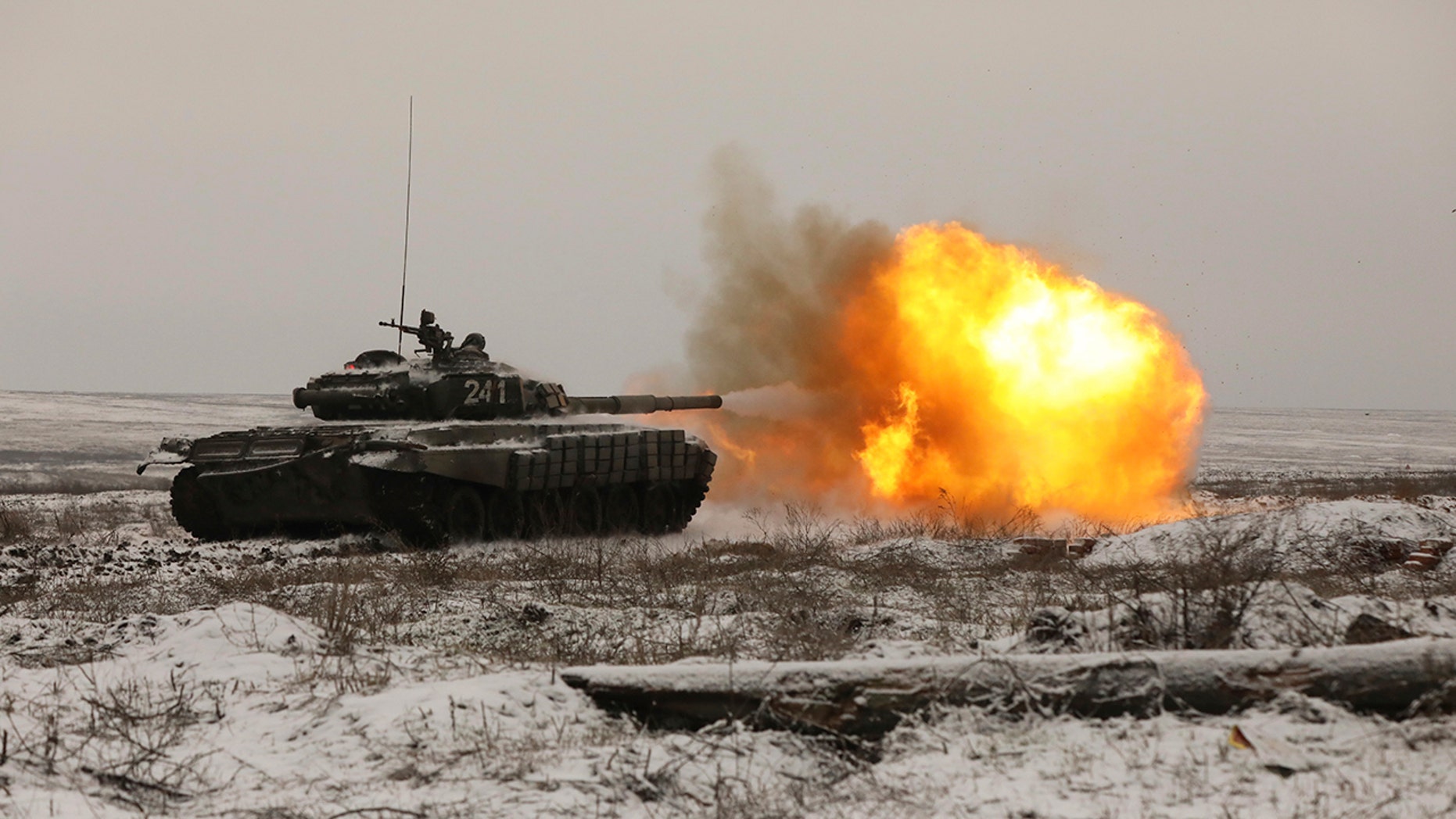 Nga điều thêm quân về phía Tây, Nhà Trắng cảnh báo Moscow có thể tấn công Ukraine bất cứ lúc nào - Ảnh 1.