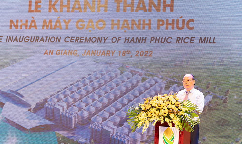 Khánh thành Nhà máy gạo lớn nhất châu Á ở An Giang: Nâng bước cho thương hiệu gạo ngon nhất thế giới ST25 - Ảnh 1.