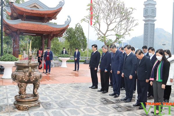 Phó Thủ tướng Lê Minh Khái thăm, làm việc và chúc Tết tại Sơn La - Ảnh 1.