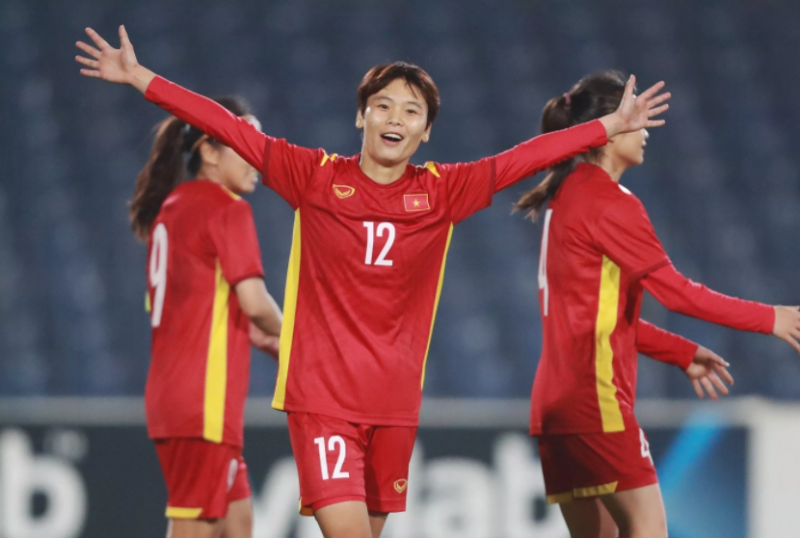 Tiền đạo ĐT nữ Việt Nam Phạm Hải Yến nhắc tên Văn Quyến trước trận đấu Hàn Quốc - Ảnh 1.