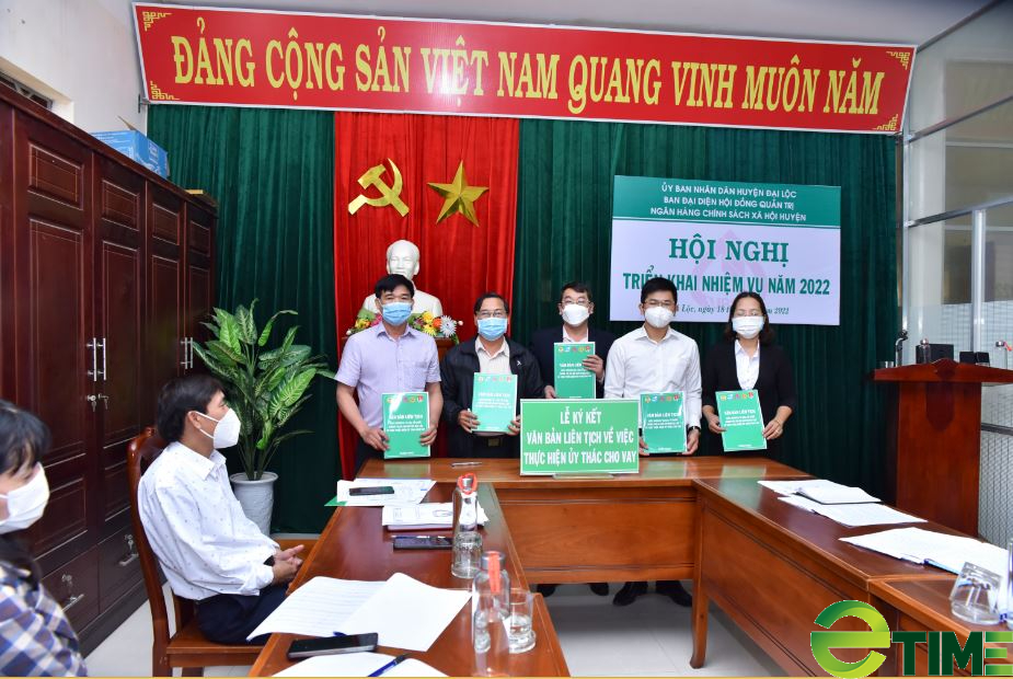 Vượt “bão” Covid-19, NHCSXH huyện Đại Lộc tiếp vốn kịp thời cho người dân phát triển kinh tế, ngăn chặn tín dụng đen - Ảnh 5.