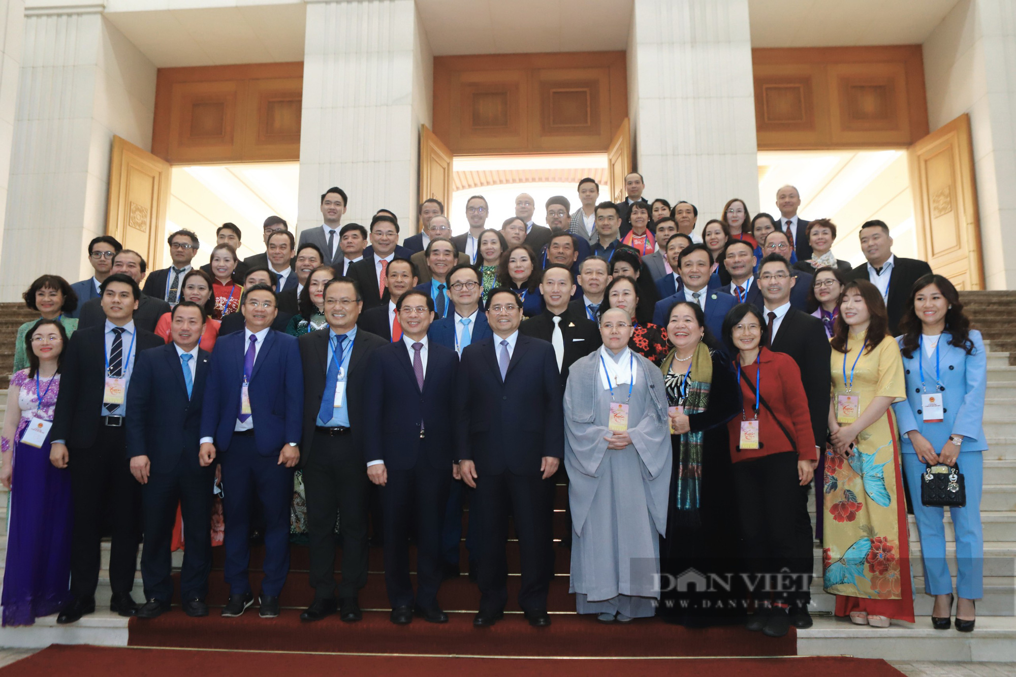 Thủ tướng Phạm Minh Chính gặp mặt kiều bào dự Xuân quê hương 2022 - Ảnh 11.