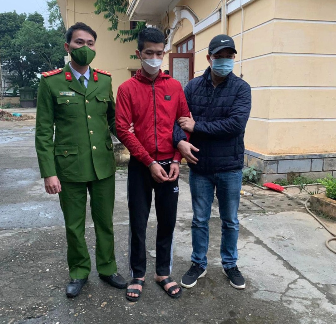Vụ đâm chết người can ngăn 2 anh em đánh nhau ở Tuyên Quang: Đã bắt được nghi phạm lẩn trốn tại TP.HCM - Ảnh 1.