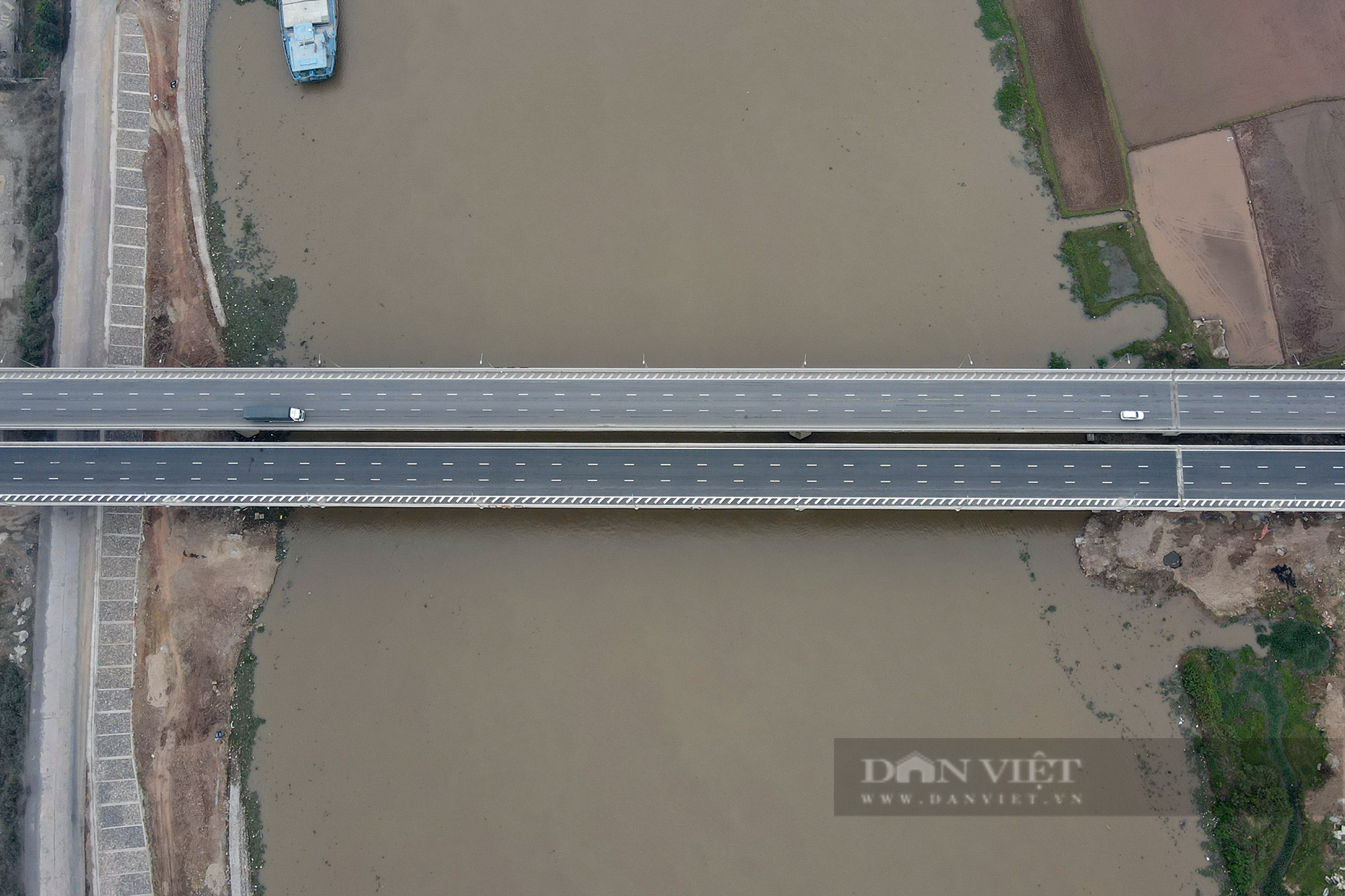 Toàn cảnh cao tốc Cao Bồ - Mai Sơn nghìn tỷ trước giờ thông xe - Ảnh 3.