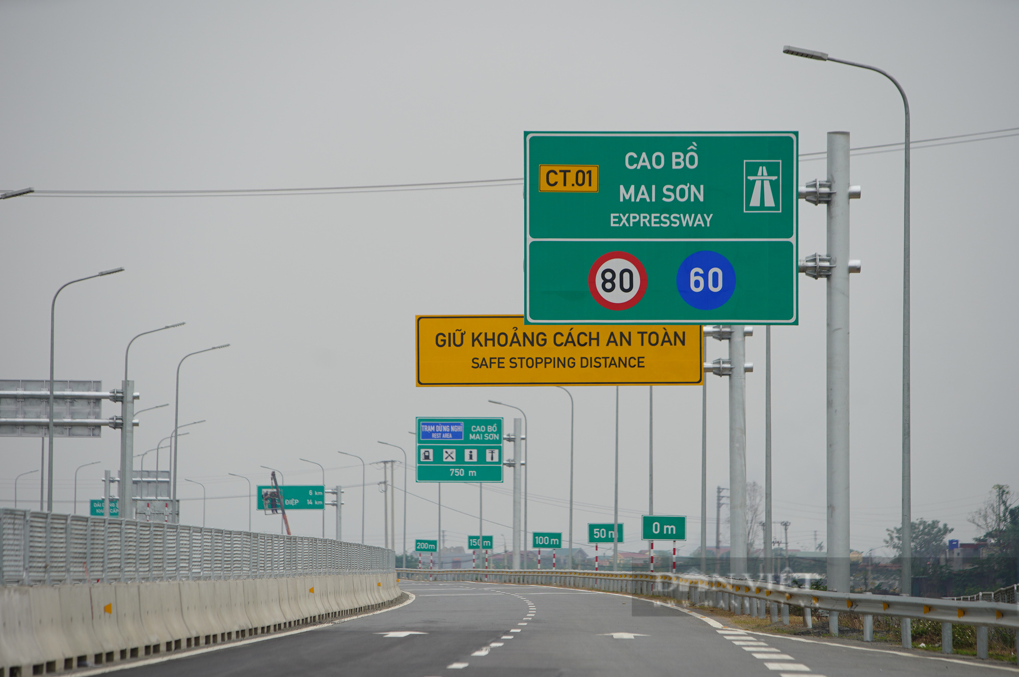 Toàn cảnh cao tốc Cao Bồ - Mai Sơn nghìn tỷ trước giờ thông xe - Ảnh 9.