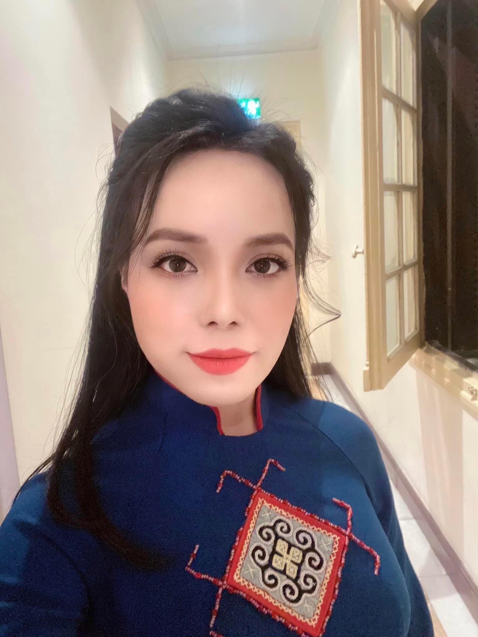 Ca sĩ Lan Anh: “Đĩa bolero của tôi vừa ra lò đã có hàng nghìn người đăng ký, thu thừa vốn đầu tư”  - Ảnh 3.