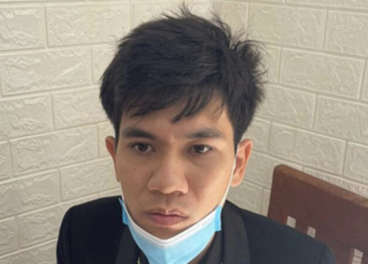 Bắt kẻ cầm đầu đường dây buôn phụ nữ qua Campuchia để hoạt động mại dâm - Ảnh 1.
