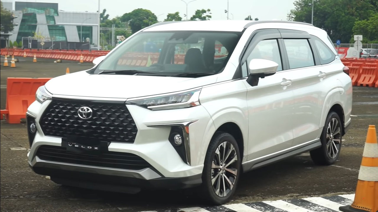 Cận cảnh Toyota Veloz 2022 giá từ 560 triệu đồng tại Thái Lan #16 Cận cảnh Toyota Veloz 2022 giá từ 560 triệu đồng tại Thái Lan