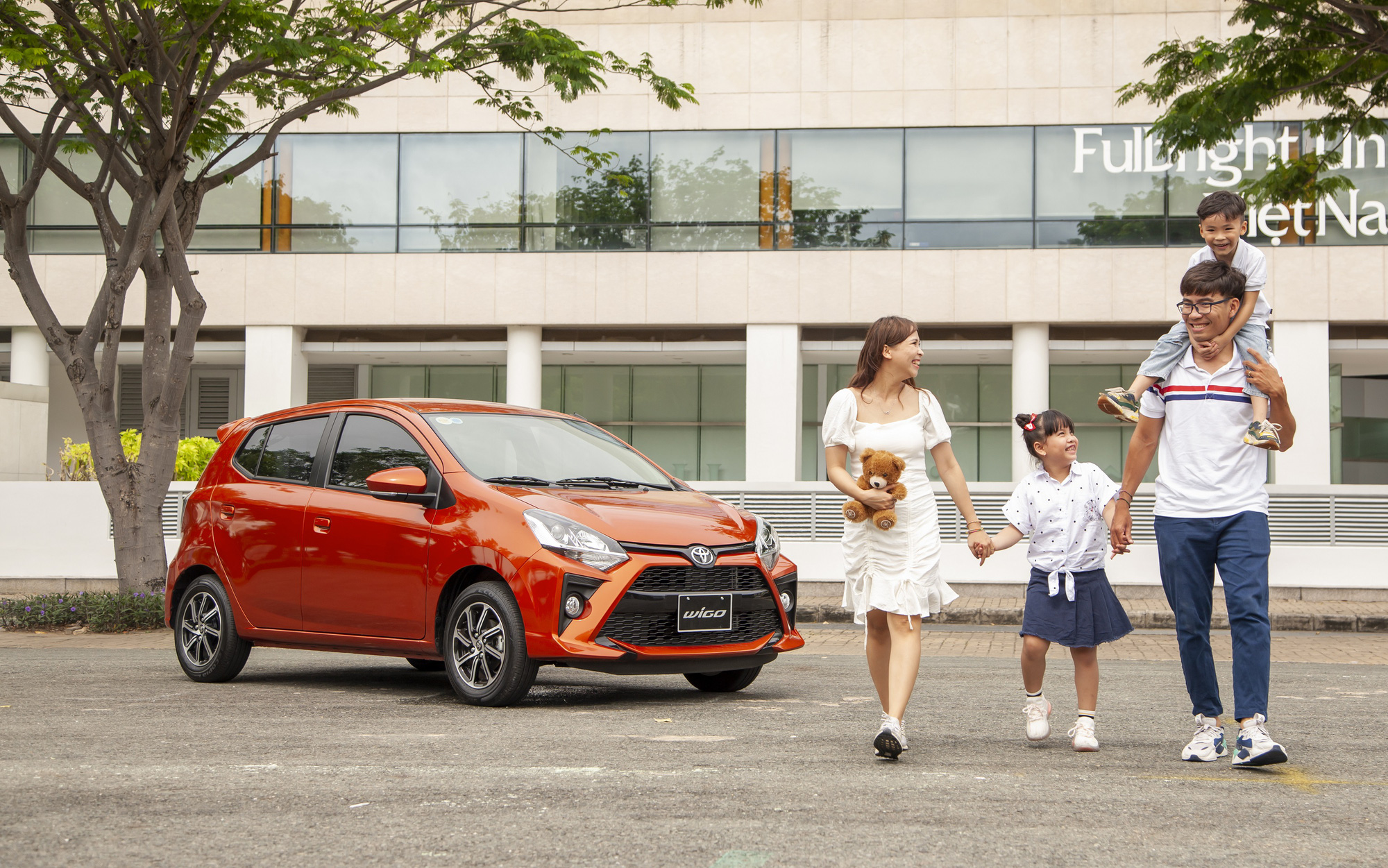 Lì xì năm mới 2022, loạt xe Toyota nhận ưu đãi khủng cao nhất 40 triệu đồng - Ảnh 2.