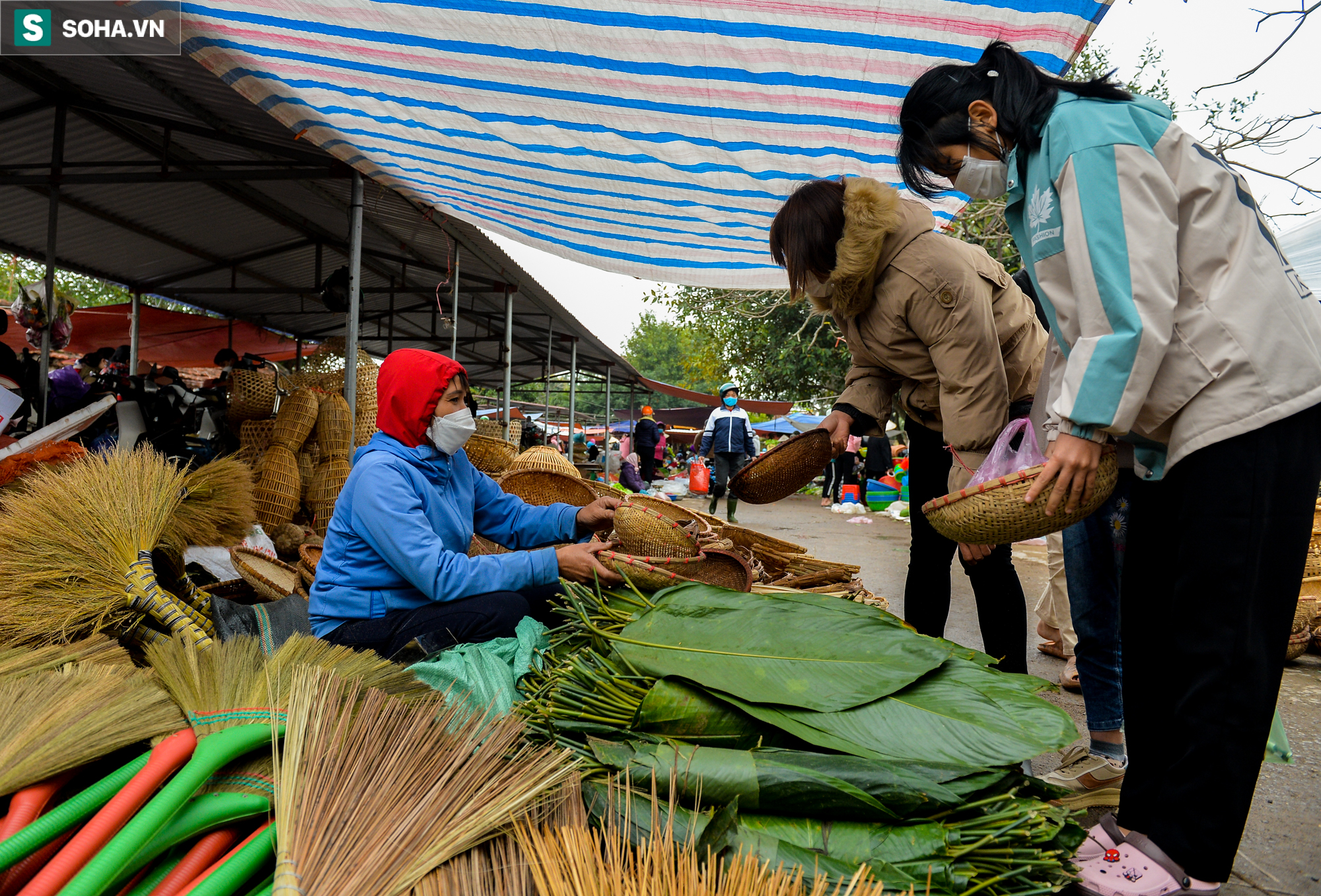 Nam Định: Phiên giáp Tết ở một chợ cổ có tuổi đời gần 700 năm - Ảnh 4.