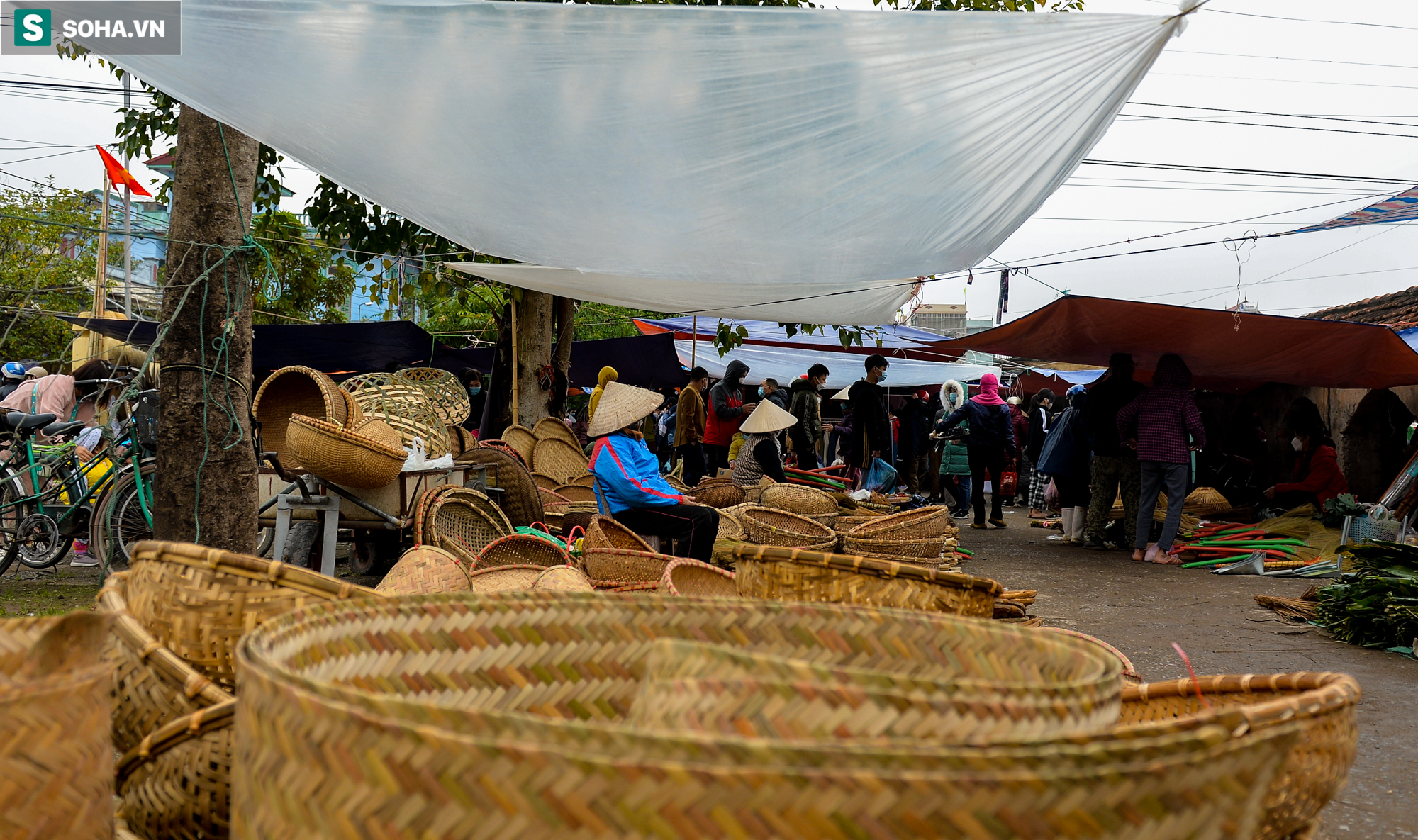 Nam Định: Phiên giáp Tết ở một chợ cổ có tuổi đời gần 700 năm - Ảnh 8.