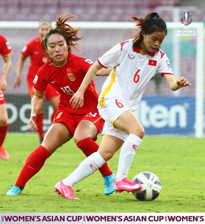 ĐT nữ Việt Nam tranh vé dự World Cup với Thái Lan, HLV Mai Đức Chung nói gì? - Ảnh 1.