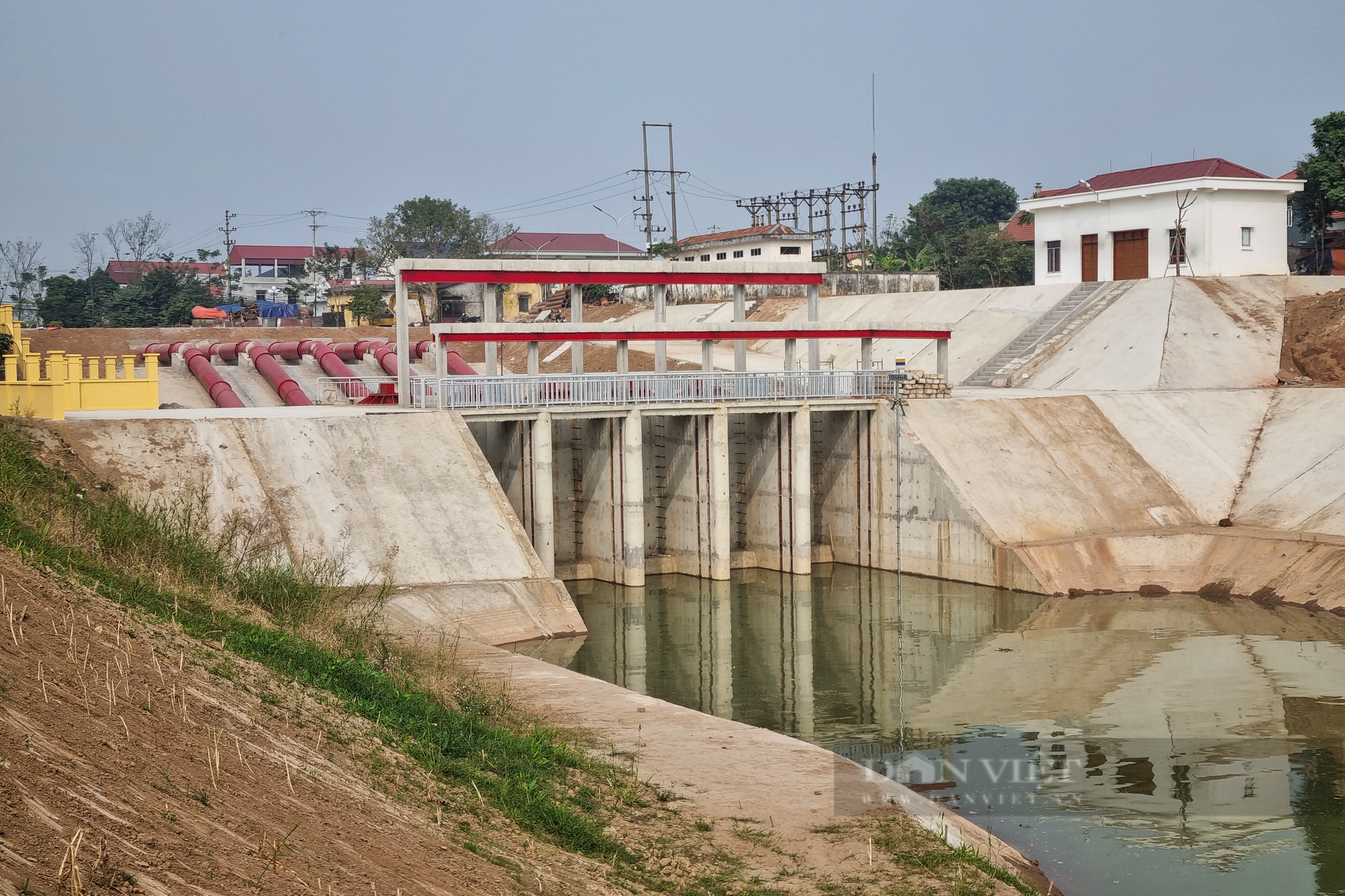 Trạm bơm công suất 36.500m3/h sẵn sàng cấp nước cho cả một huyện tại Hà Nội  - Ảnh 3.