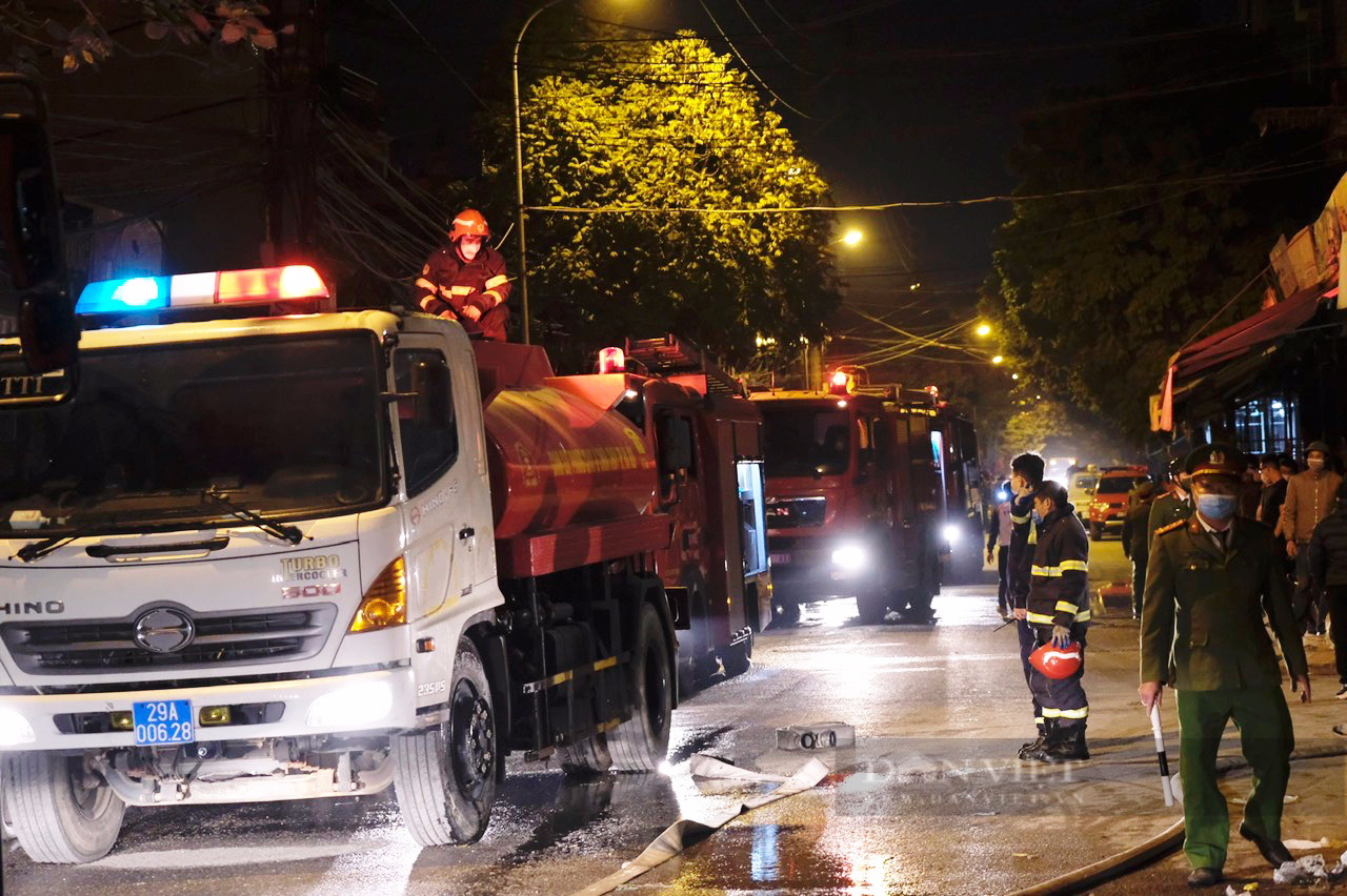 Liên tiếp xảy ra nhiều vụ cháy nổ tại Hà Nội, cảnh sát đưa ra kỹ năng xử lý lúc cấp bách - Ảnh 6.