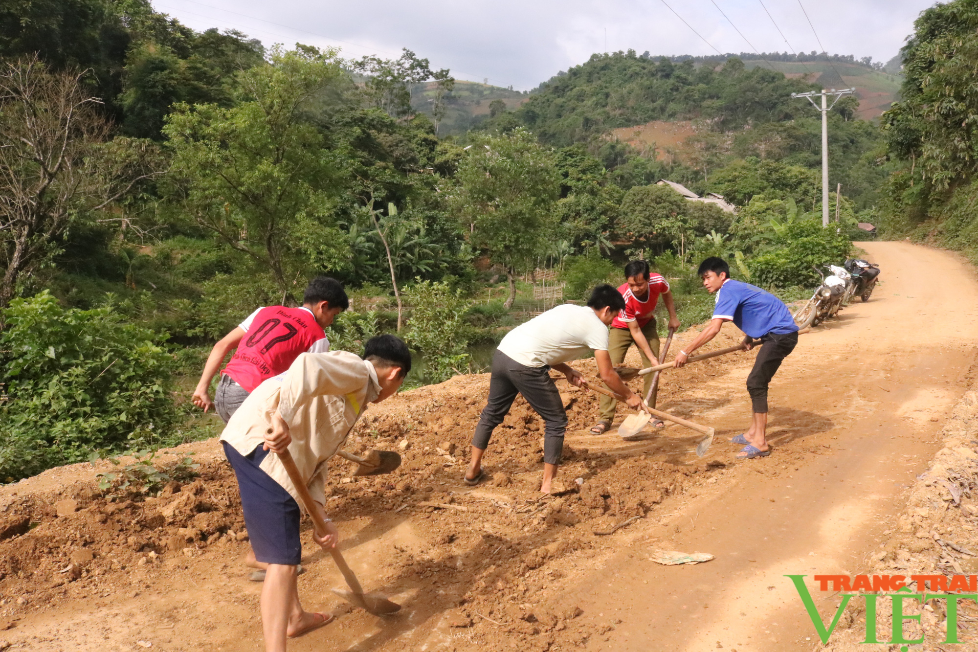 Nông thôn Tây Bắc: Chiềng Khoang nâng cao chất lượng các tiêu chí Nông thôn mới - Ảnh 1.