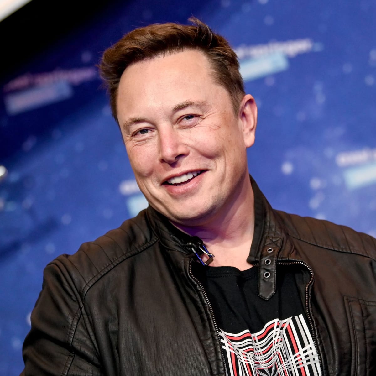 Tài sản của Elon Musk tăng thêm tới hơn 30 tỷ USD chỉ trong một ngày, sau khi Tesla đạt kỷ lục về việc giao hàng. Ảnh: @AFP.