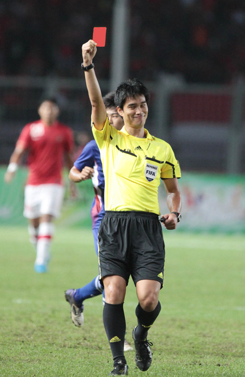 Trọng tài VAR trận Australia - Việt Nam từng là idol của fan nữ - Ảnh 1.