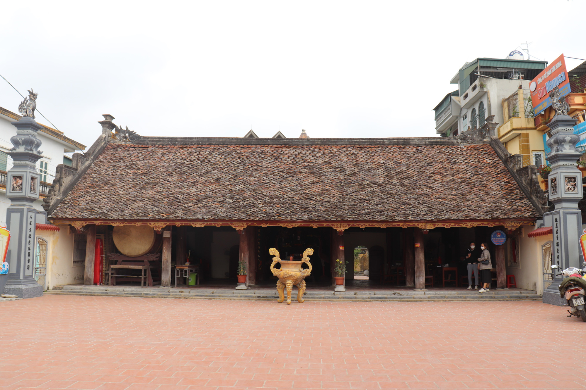 Bảng Môn Đình biểu tượng truyền thống hiếu học, công trình kiến trúc cổ đồ  sộ giữa một vùng quê Thanh Hóa | MFEDE