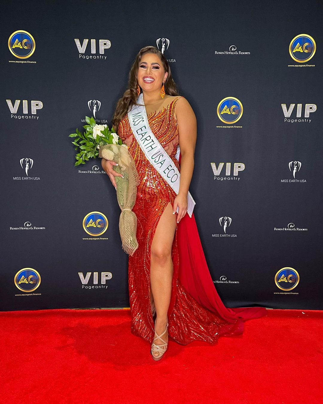 Á hậu Miss Earth USA phá vỡ tiêu chuẩn sắc đẹp khi nặng hơn 100kg - Ảnh 1.