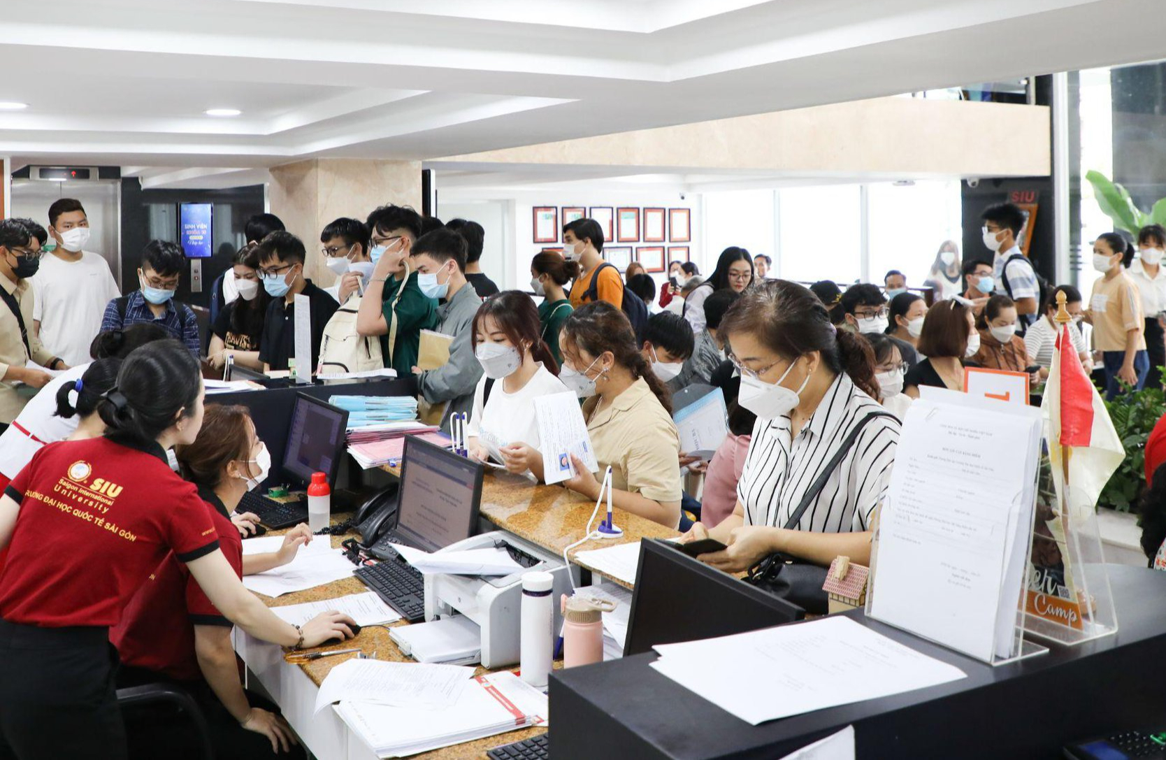 Tuyển sinh 2022: Có 463.440 thí sinh hoàn thành xác nhận nhập học trực tuyến - Ảnh 1.
