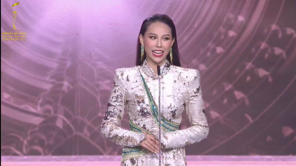 Chung kết Miss Grand Vietnam 2022: Hoa hậu Thùy Tiên bật khóc trên sân khấu, Top 5 thi ứng xử - Ảnh 15.