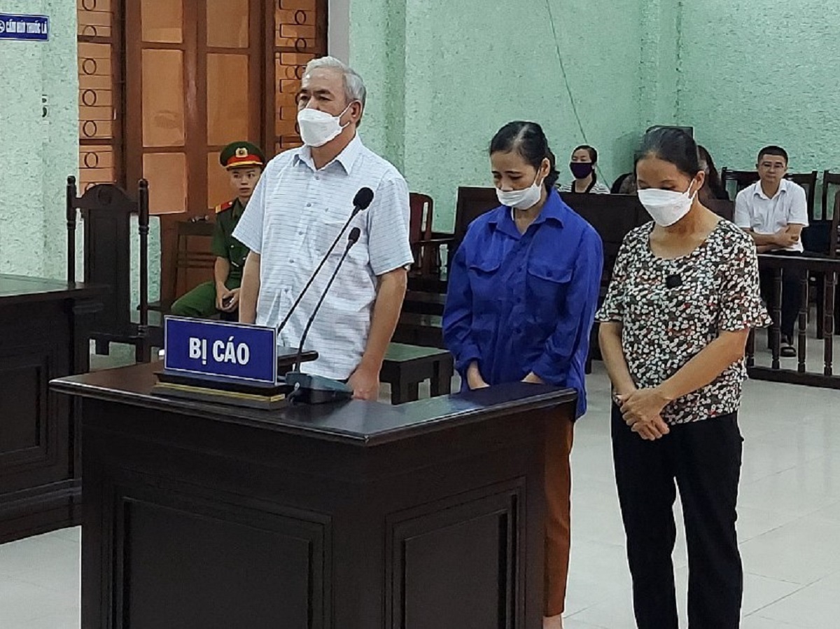 Phạm tội “đặt biệt nghiêm trọng”, giám đốc sở ở Cao Bằng nhận 4 năm tù - Ảnh 2.